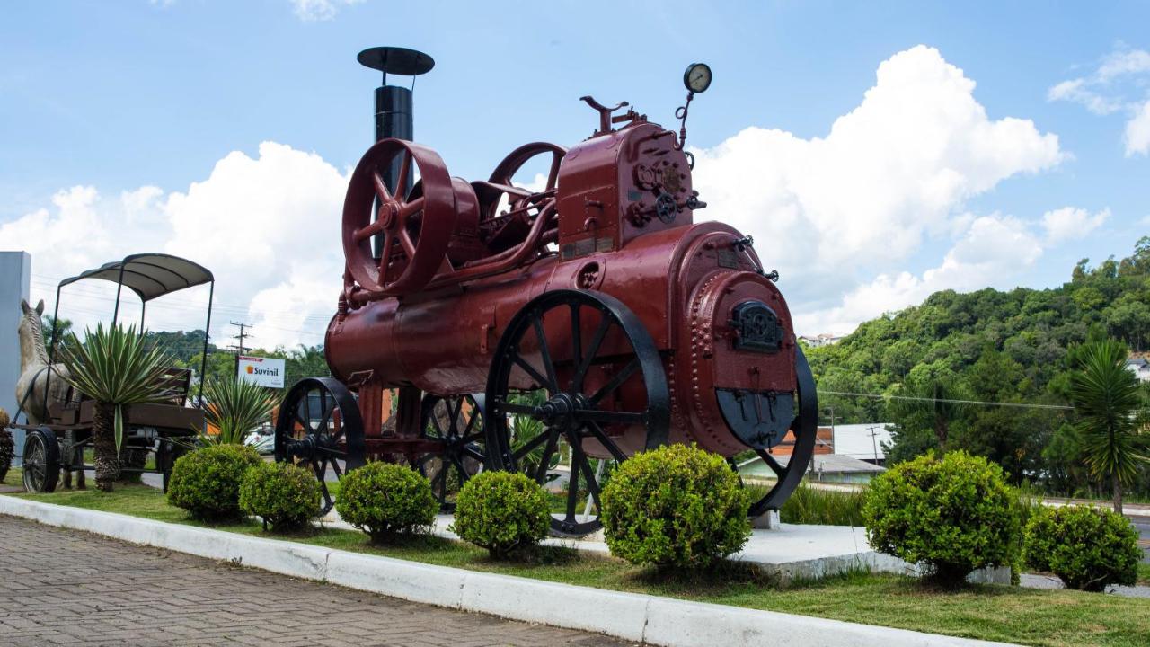 Hotel Fiorio Flores da Cunha Zewnętrze zdjęcie