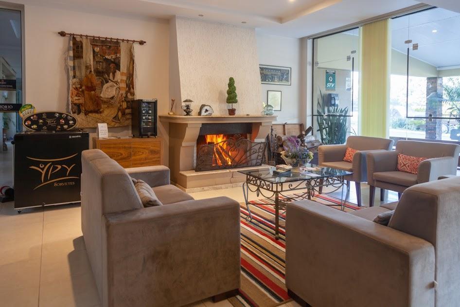 Hotel Fiorio Flores da Cunha Zewnętrze zdjęcie